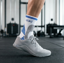 Core (White/Blue Polka Dot)